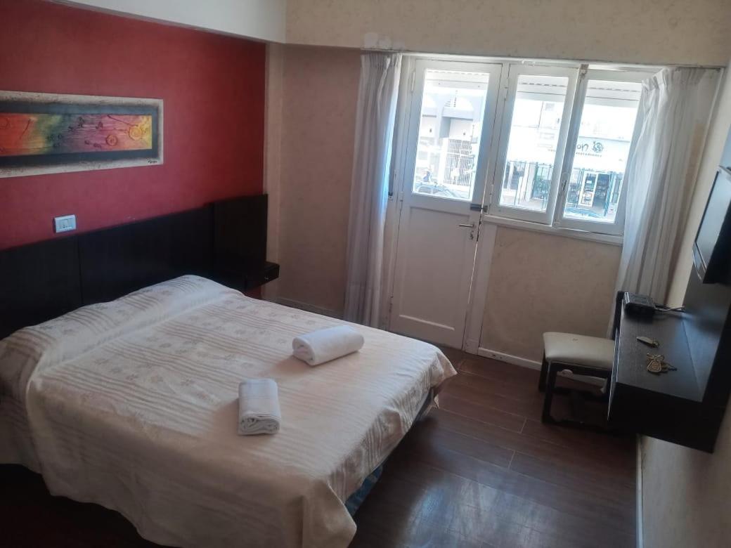 Hotel Avenida Del Mar Mar del Plata Bagian luar foto